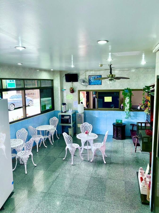 Station Hotel Trang Eksteriør billede