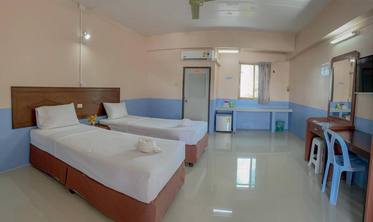 Station Hotel Trang Eksteriør billede